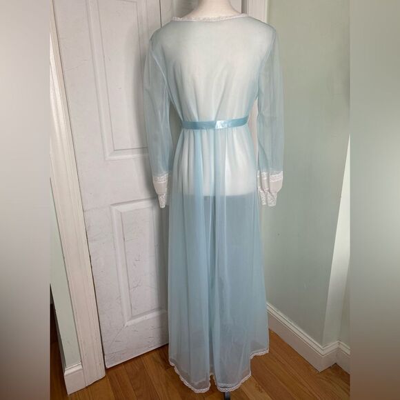 1950s Baby Blue & Lace Romantic Vanity Fair Robe - Picture 8 of 13